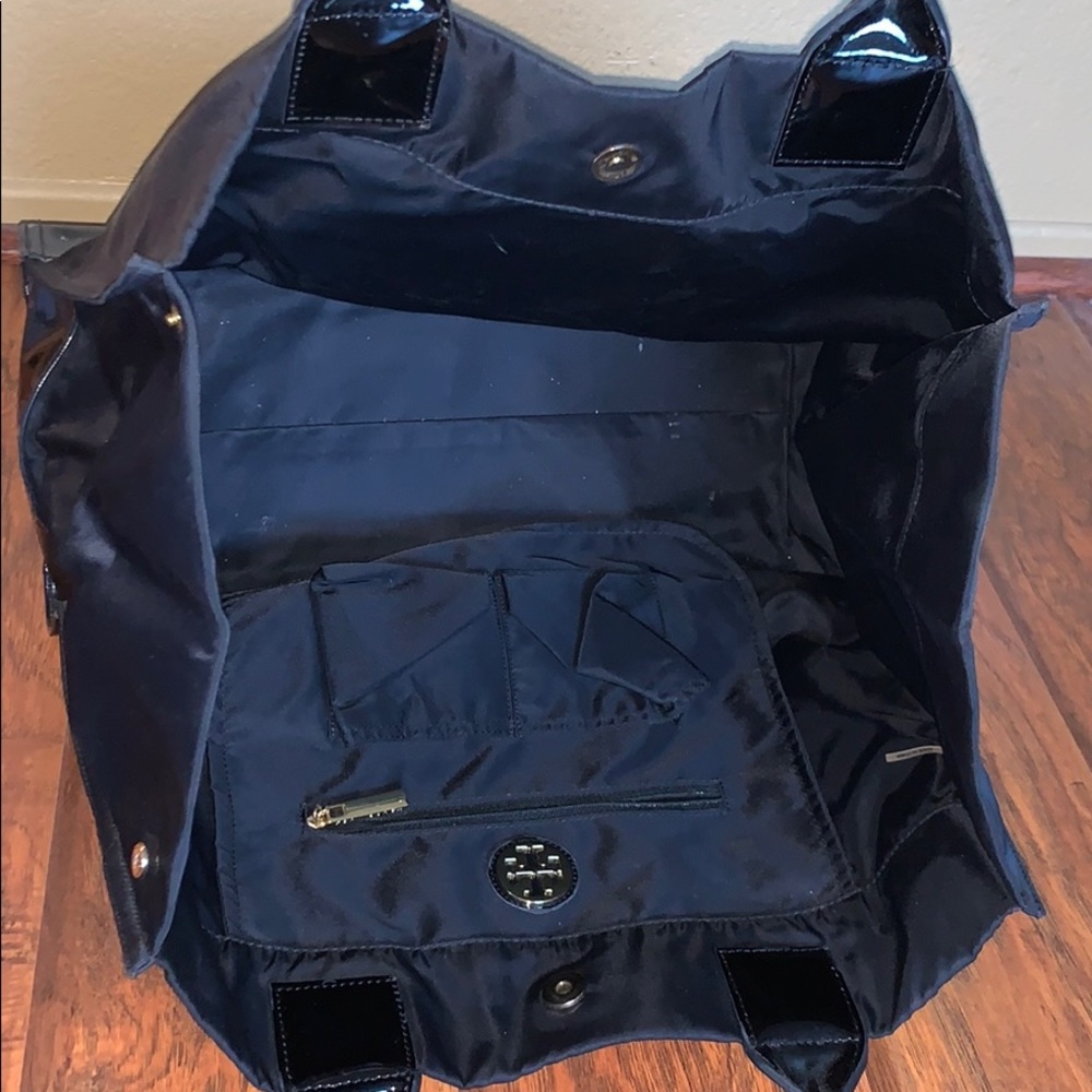 Tory Burch Black Tote Bag - Picture 7 of 8